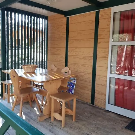 De Charme Dans Parc Residentiel Piscine アパート Saint-Pons